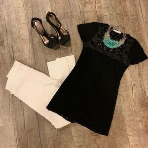 💙3 for $20💙Black‎ lace top